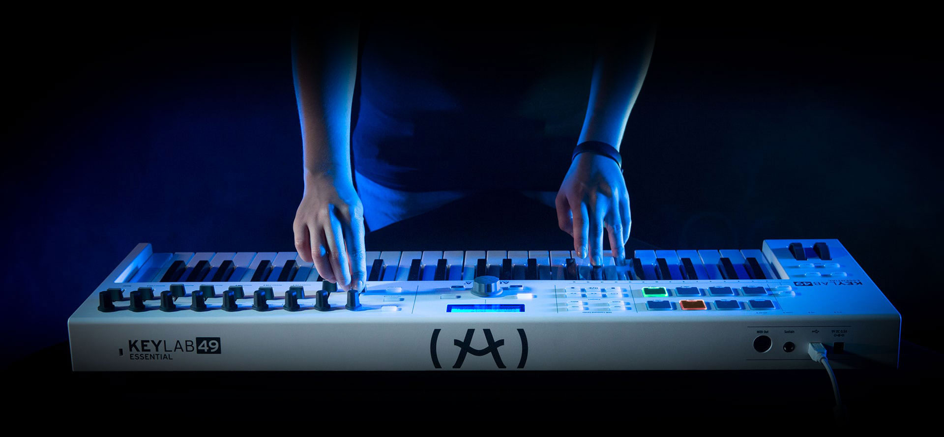 Arturia Keylab Essential 49 MIDI Controller hàng nhập khẩu chính hãng