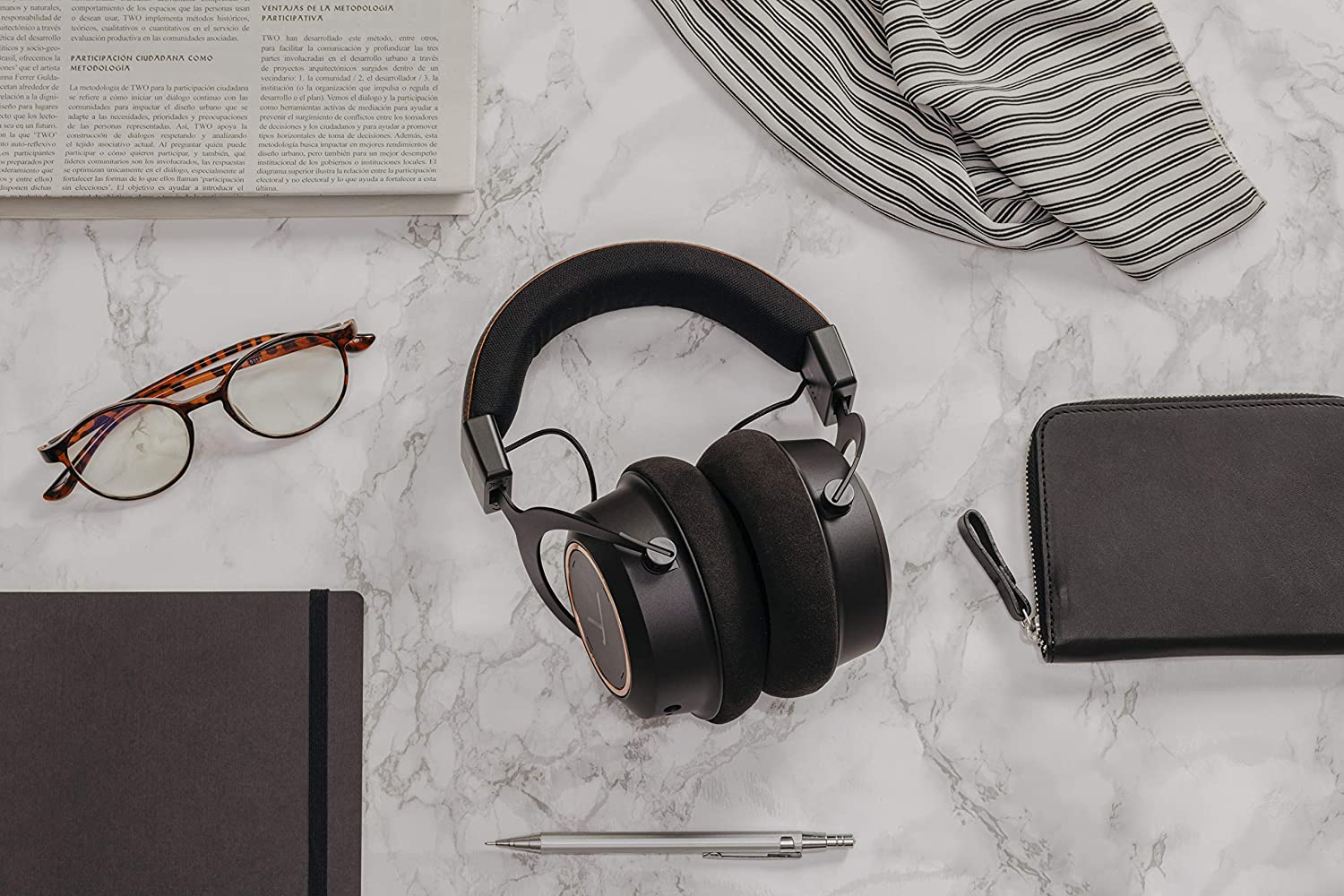 Beyerdynamic Amiron Home Wireless Copper Studio Headphones nhập khẩu