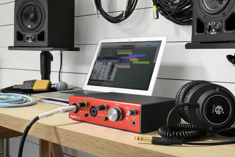 Focusrite Clarett+ 2Pre USB hàng nhập khẩu chính hãng