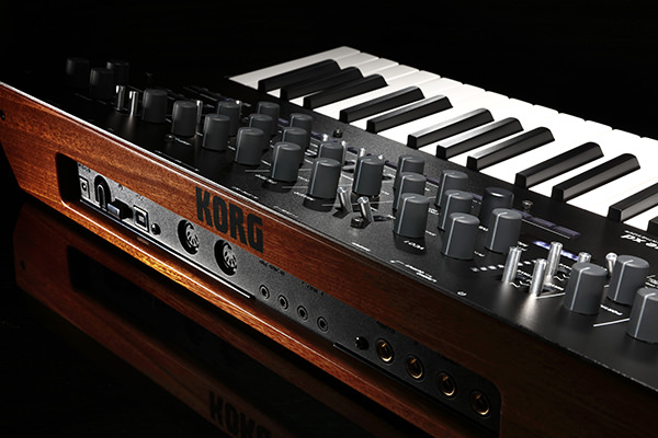 Korg minilogue XD Analog Synthesizer hàng nhập khẩu chính hãng