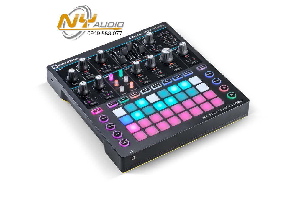 Novation Circuit Mono Station giá tốt nhất tại TP.HCM (2)