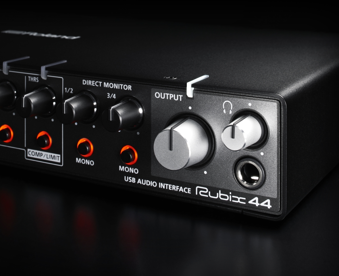 Roland Rubix44 Audio Interface hàng nhập khẩu chính hãng