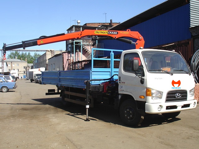 Hyundai gắn cẩu Palfinger PK 8500