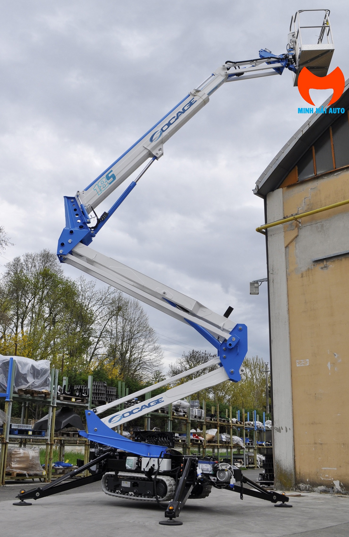 Xe nâng người chân nhện từ 8-52m