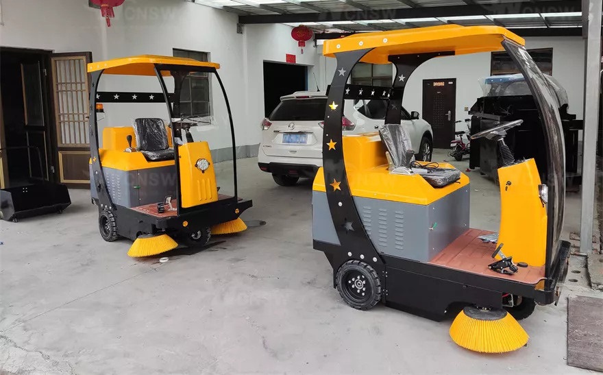 Xe quét điện 180L 110L nước có mái che- 9