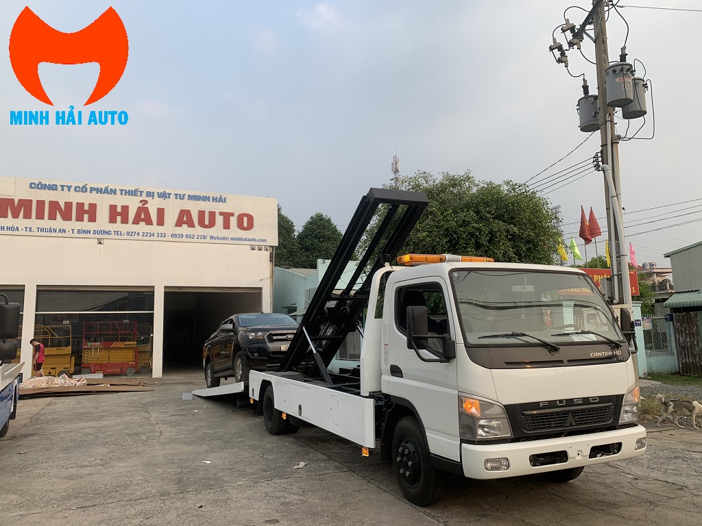 Xe chuyên dùng cứu hộ giao thông