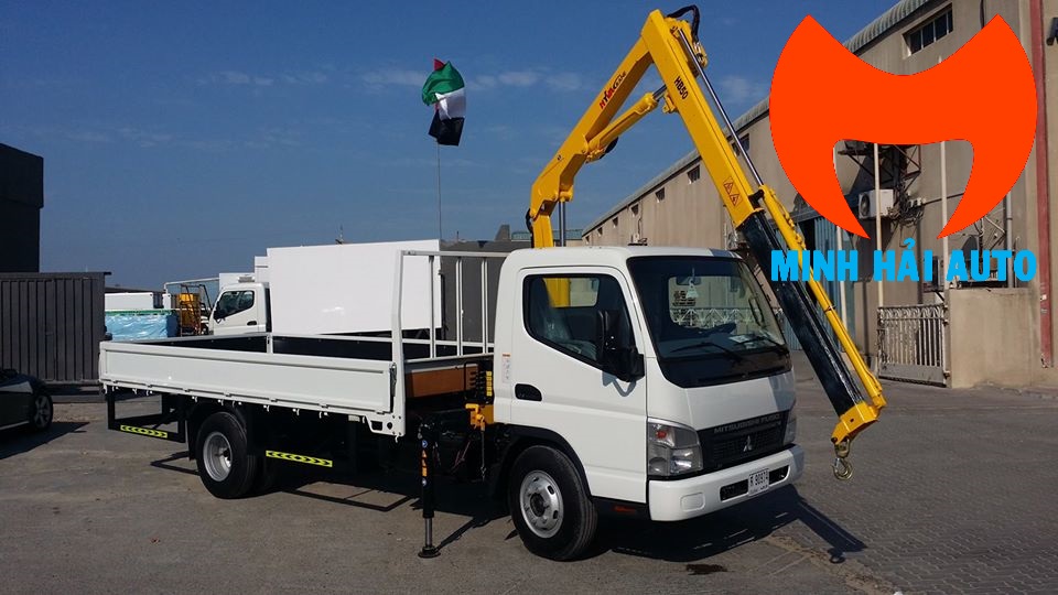 Xe tải Fuso lắp cẩu Hyva 2 tấn