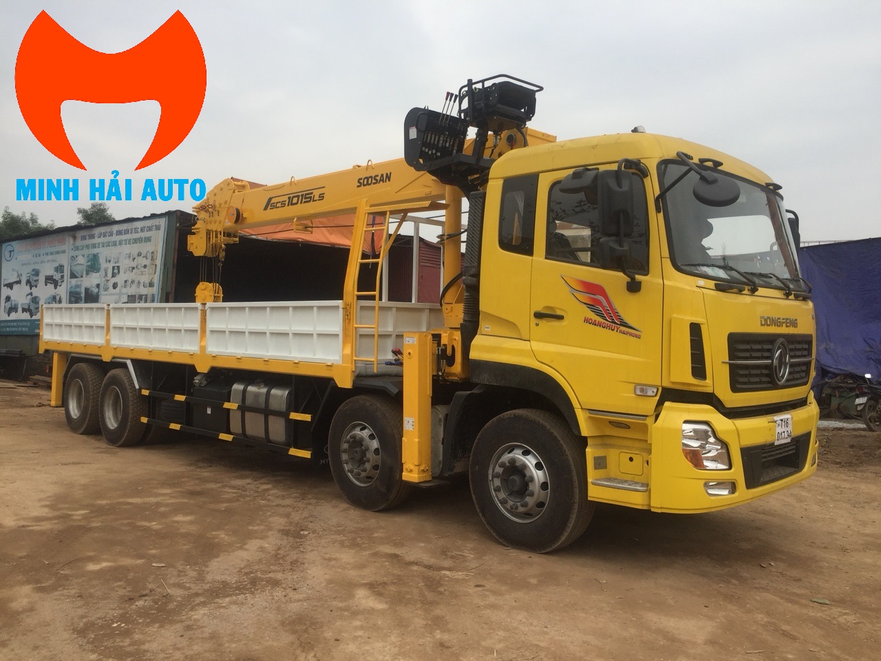 Xe cẩu tự hành Dongfeng Soosan