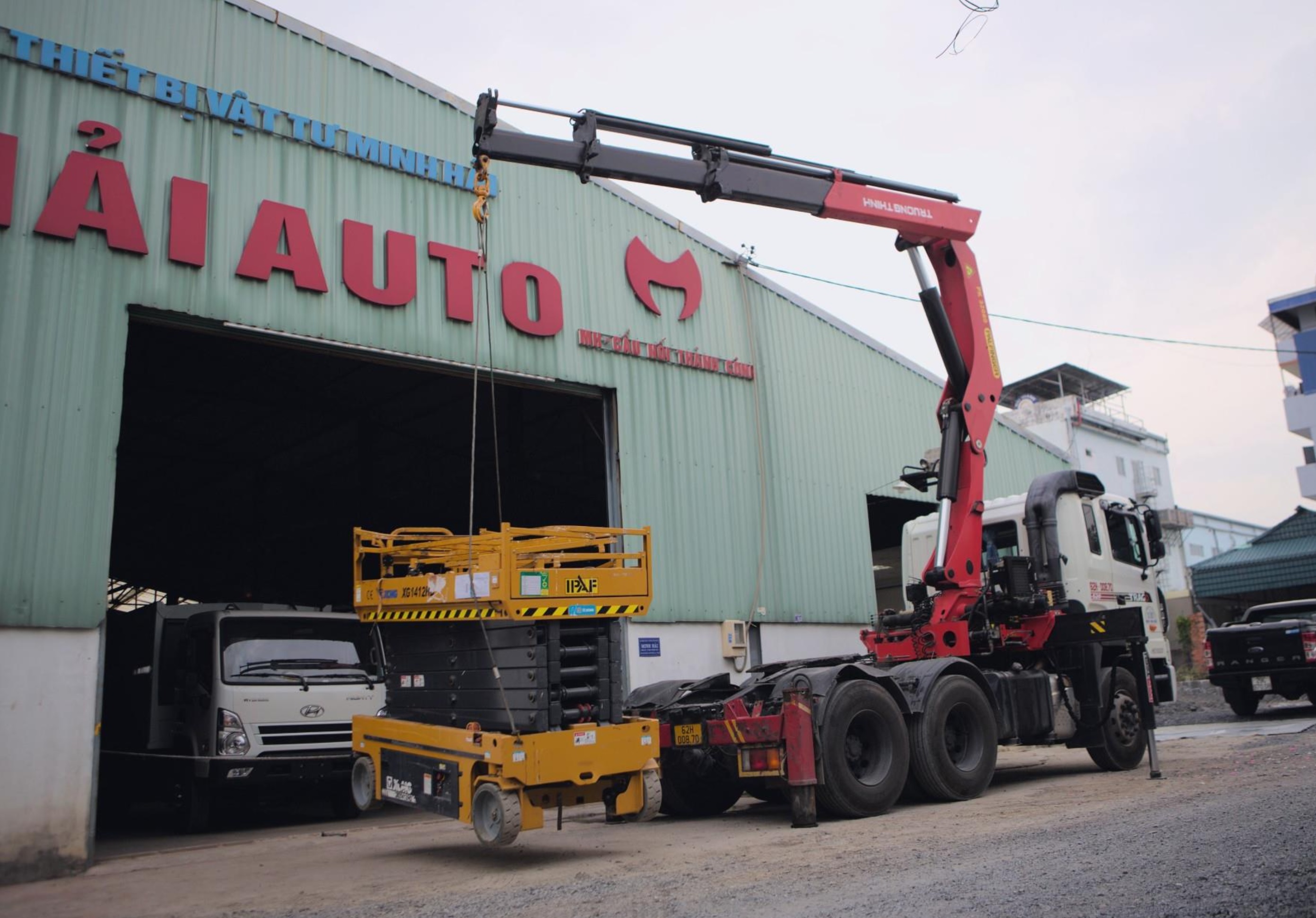 Palfinger PK 48002 EH phù hợp lắp đặt trên Hyundai HD320- 1