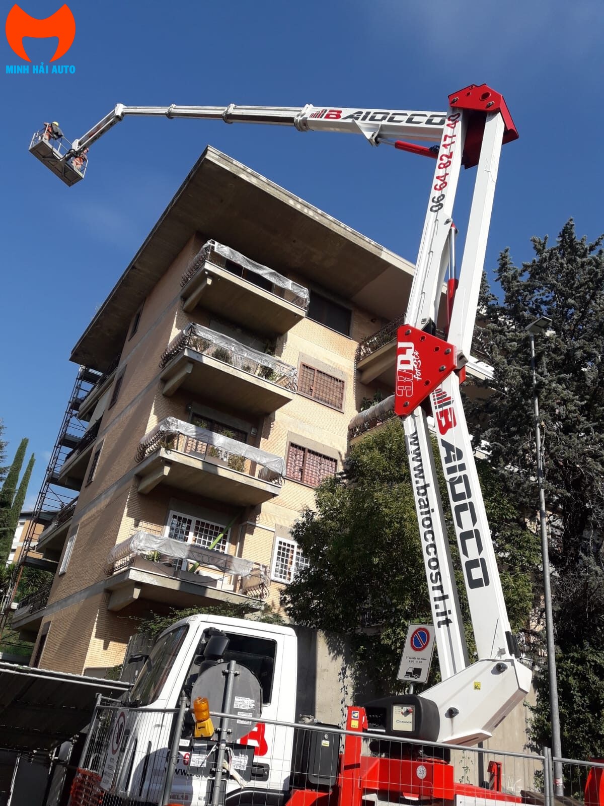 Xe nâng người 37m Socage 37DJ dạng ô tô cần gấp khúc- 05