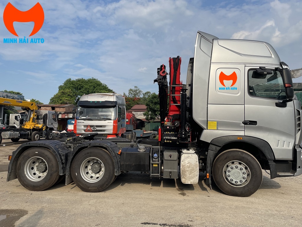 Đầu kéo Howo gắn PK 23500C- 2
