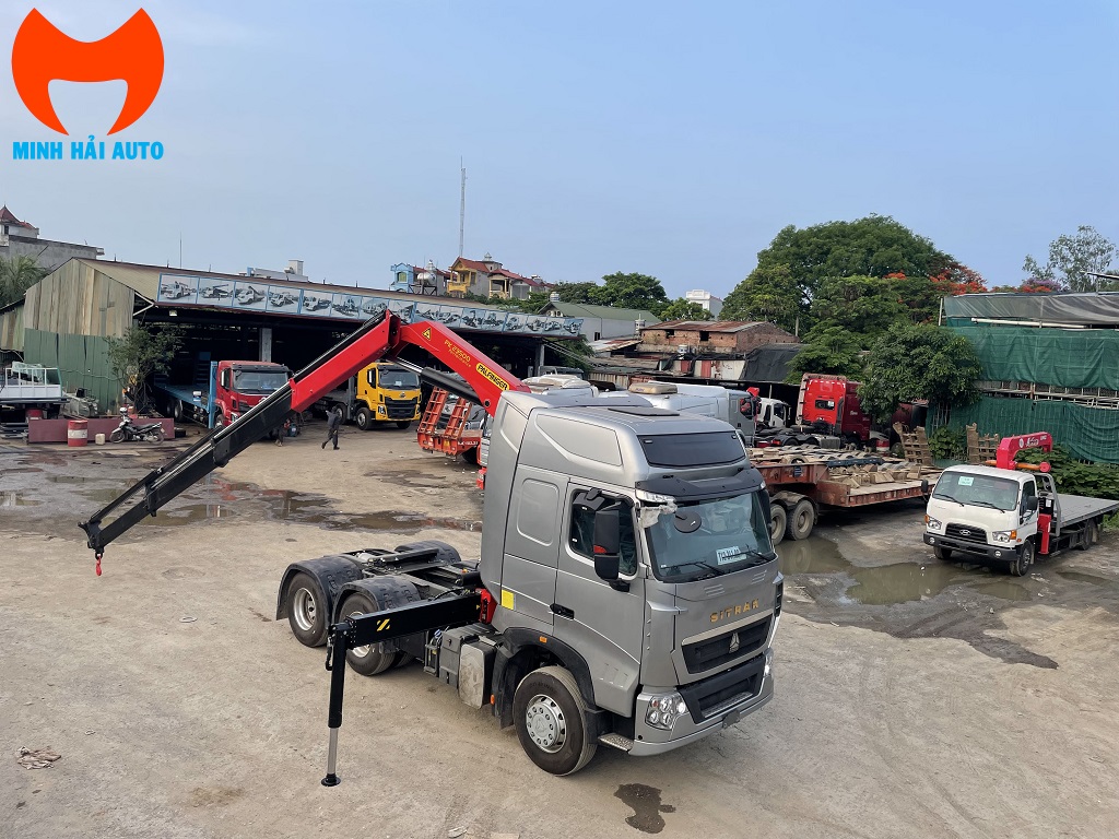 Đầu kéo gắn cẩu PK 23500C