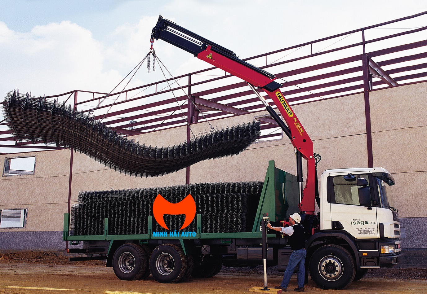 Xe tai gan cau gap khuc robot Palfinger PK 15500- 1