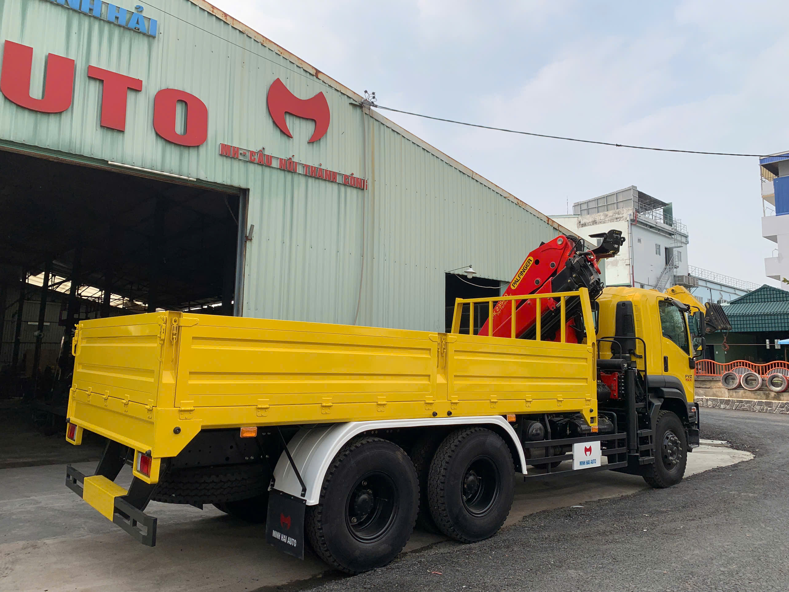 Isuzu FVZ gắn PK 23500C- 2