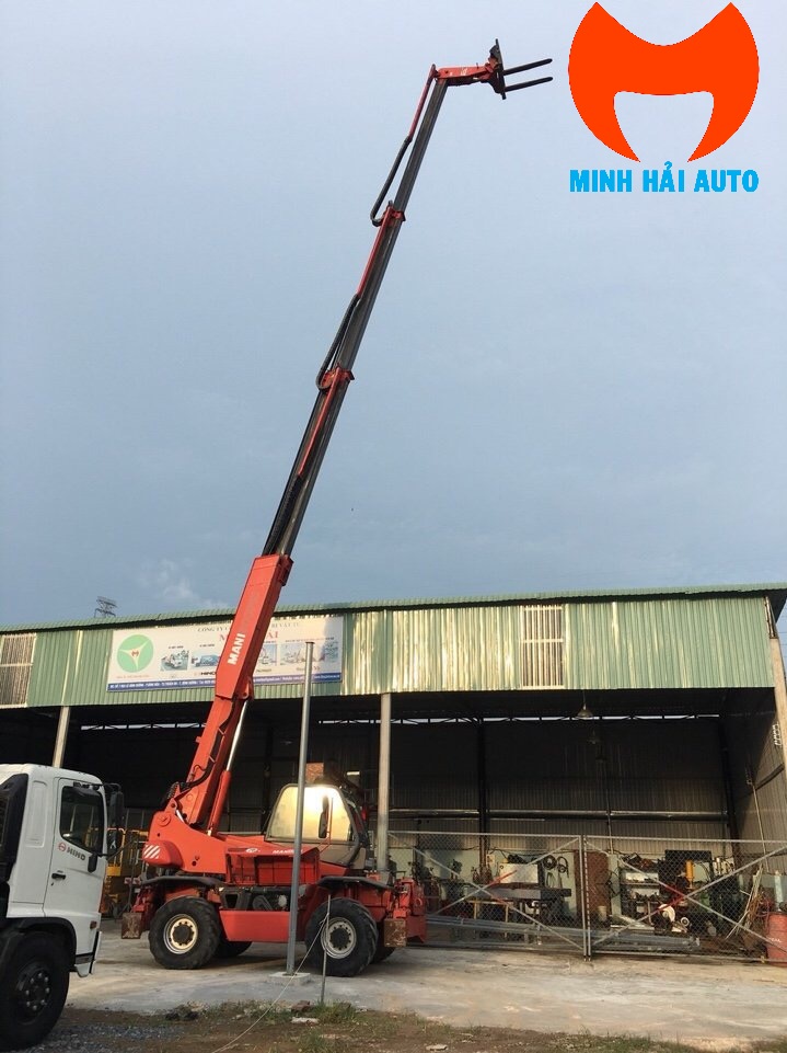 Xe nâng telehandler Manitou đã qua sử dụng