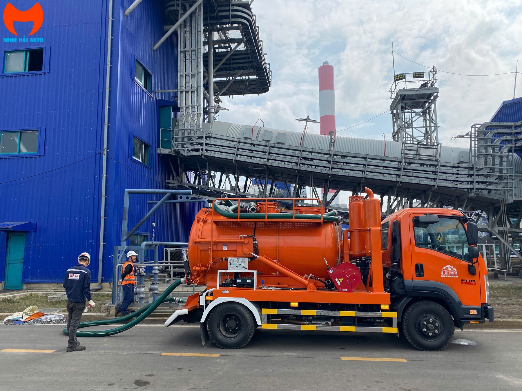 Isuzu 4 CBM Fly Ash Vacuum Truck- Suction Truck- 1