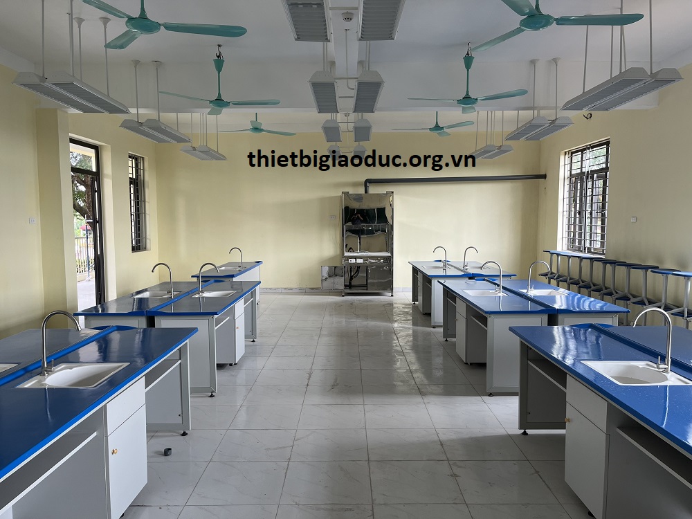 tủ hút khí độc