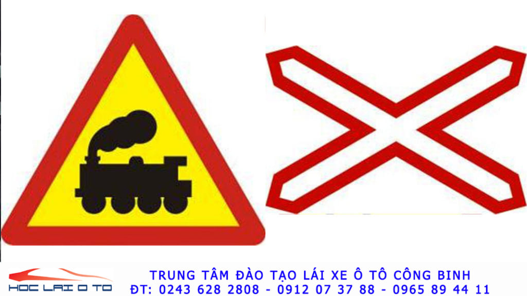 Biển báo nguy hiểm giao nhau với đường sắt Biển báo nguy hiểm giao nhau với đường sắt