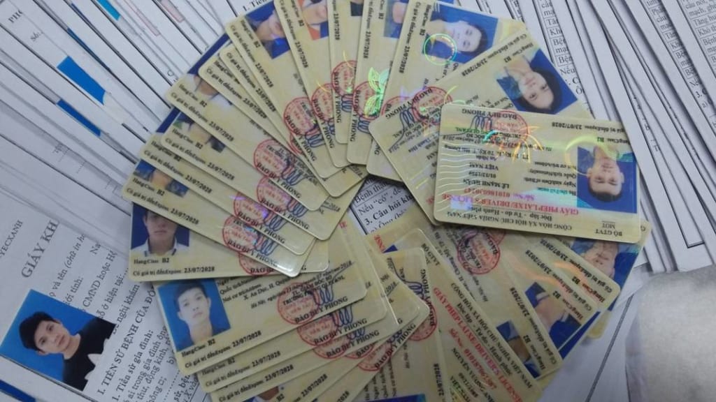 Tôi đậu bằng lái ôtô chỉ sau 10 giờ học Tôi đậu bằng lái ôtô chỉ sau 10 giờ học