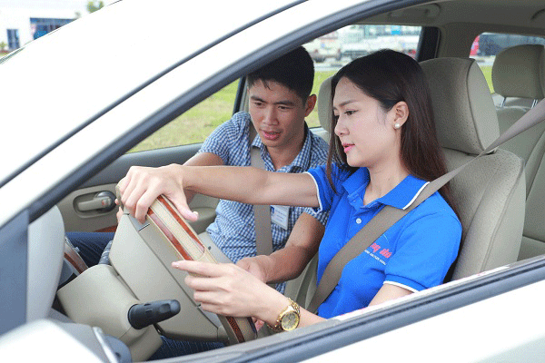 Học lái xe oto Học lái xe oto