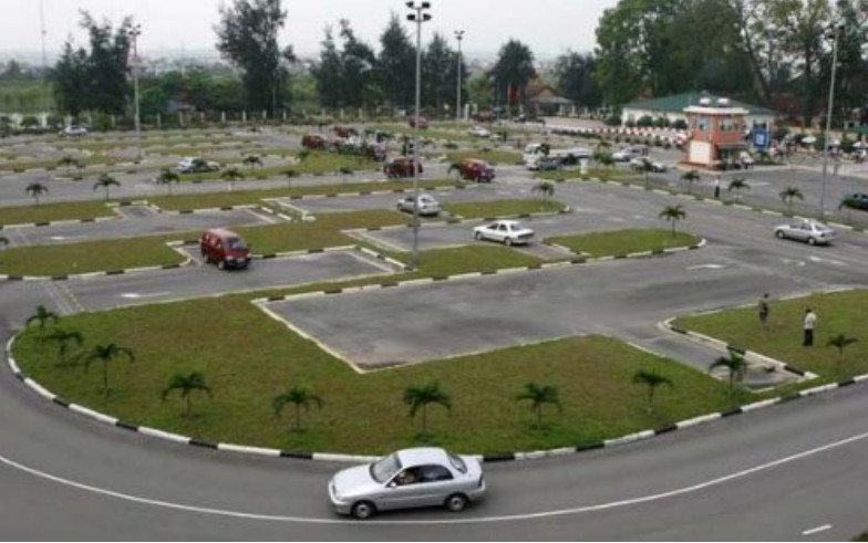 Học lái xe ô tô hà nội Học lái xe ô tô hà nội