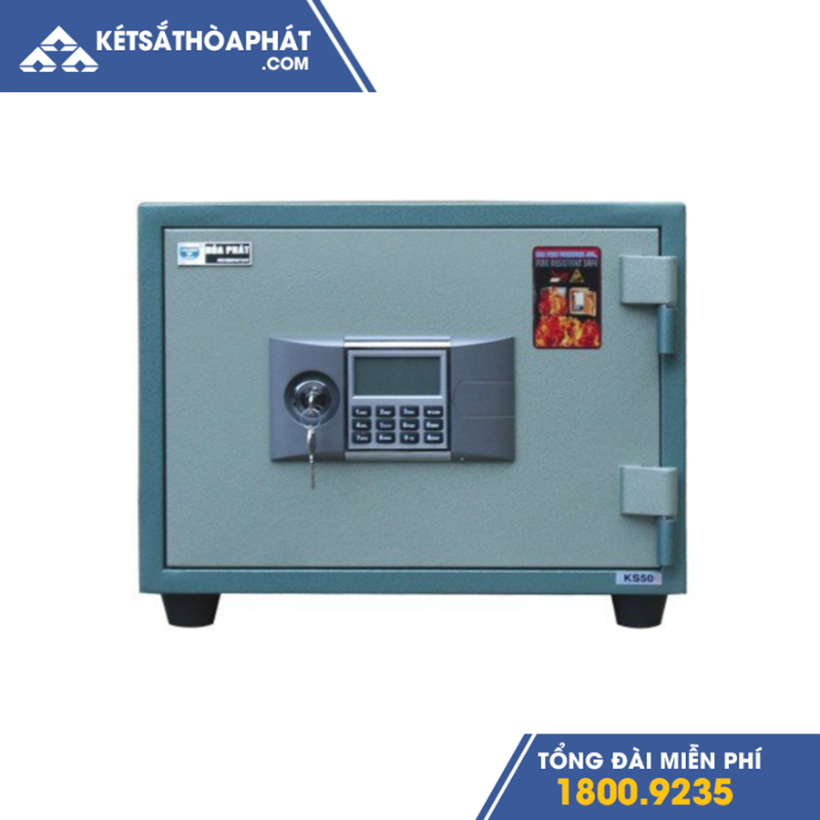 Khóa điện tử hết pin khiến két không mở được