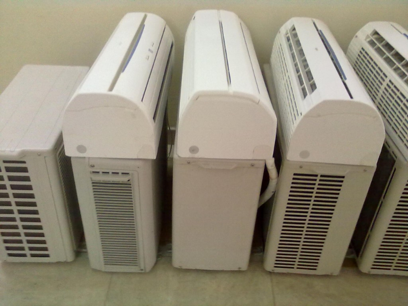 Không nên mua loại điều hòa đời quá cũ