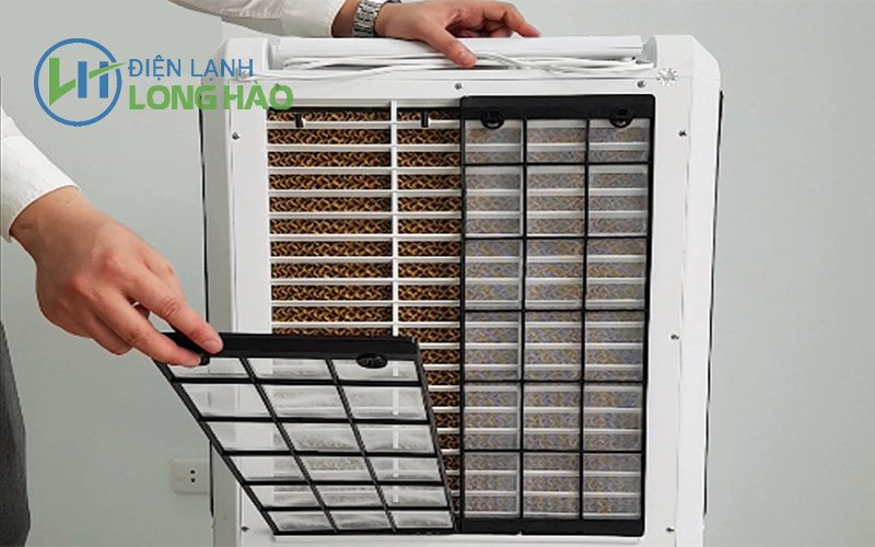 Tại sao bạn nên định kỳ vệ sinh quạt điều hòa?