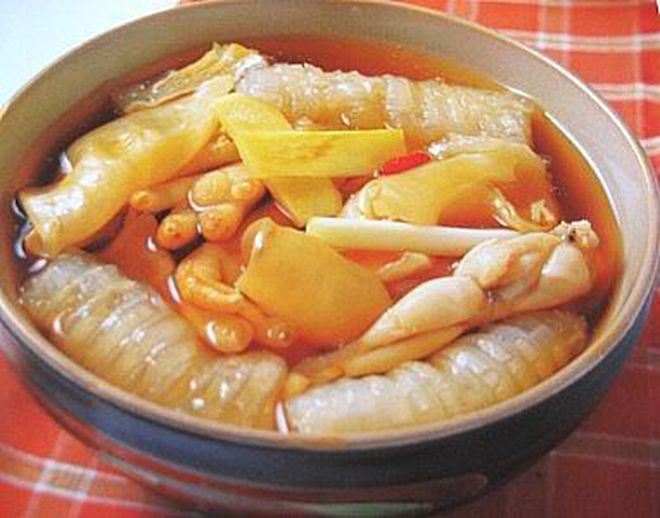 Bóng cá khô nấu gừng có tác dụng trị yếu sinh lý, bổ thận tráng dương, xuất tinh sớm, di tinh hay tiểu tiện nhiều lần cho nam giới