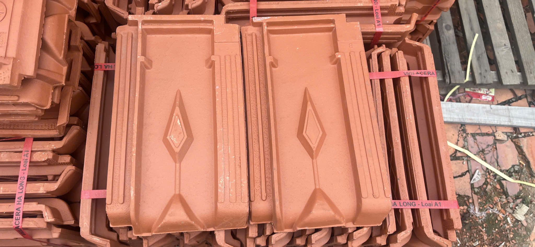 cách phân biệt ngói Đông Triều và ngói Hạ Long 22