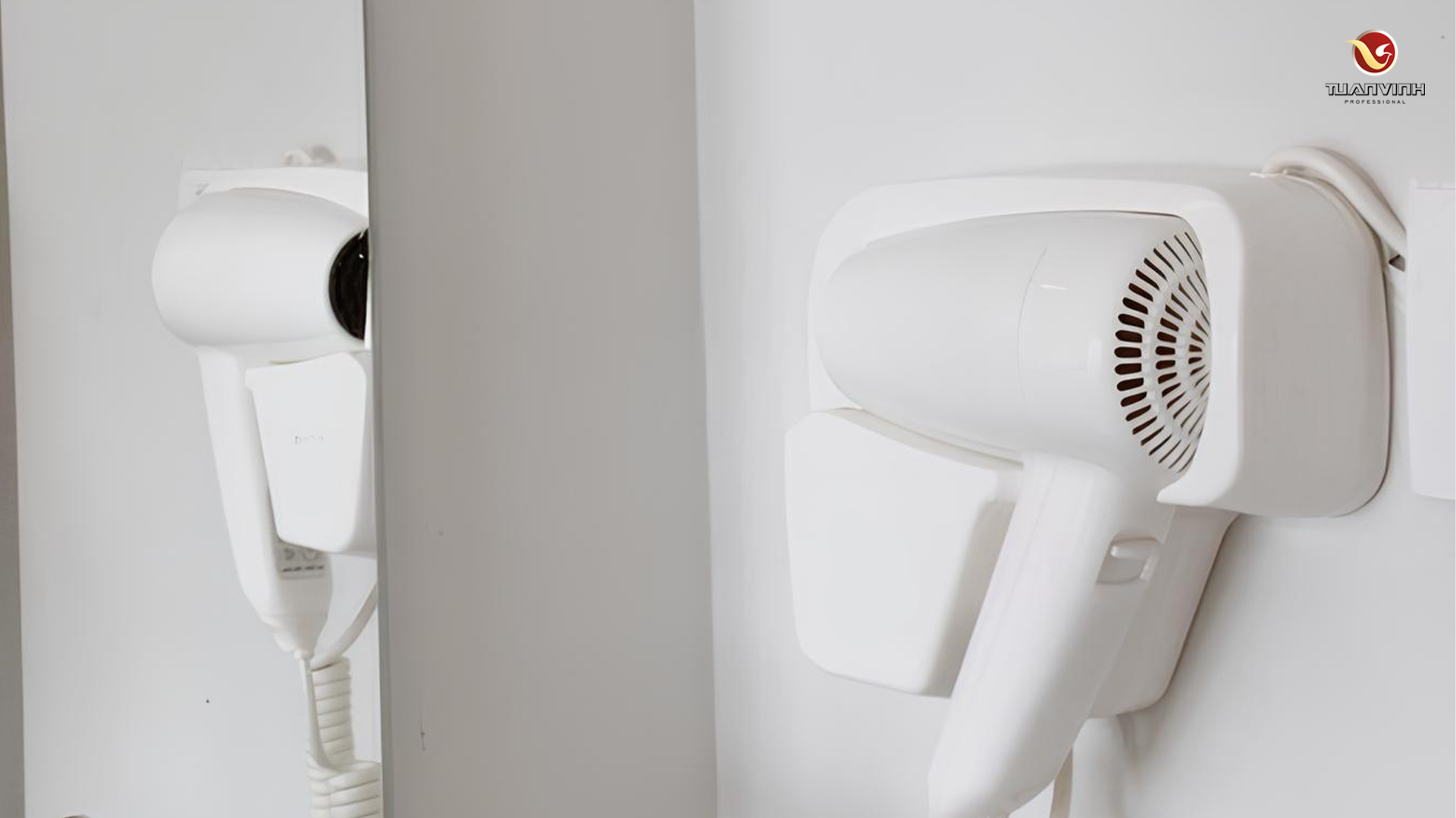 Ưu tiên chọn các loại máy sấy tóc gắn tường khách sạn