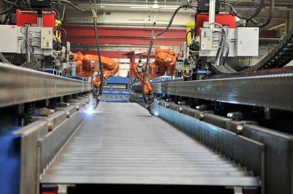 Ứng dụng con trượt trong dây chuyền lắp ráp và sản xuất tự động