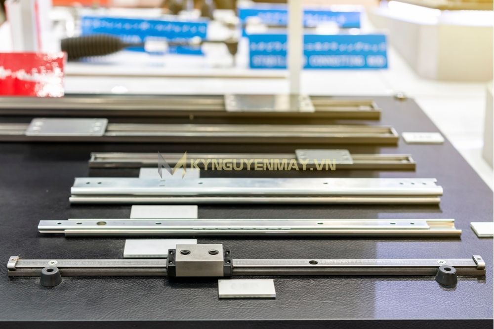 Con trượt SCHNEEBERGER BM W 25