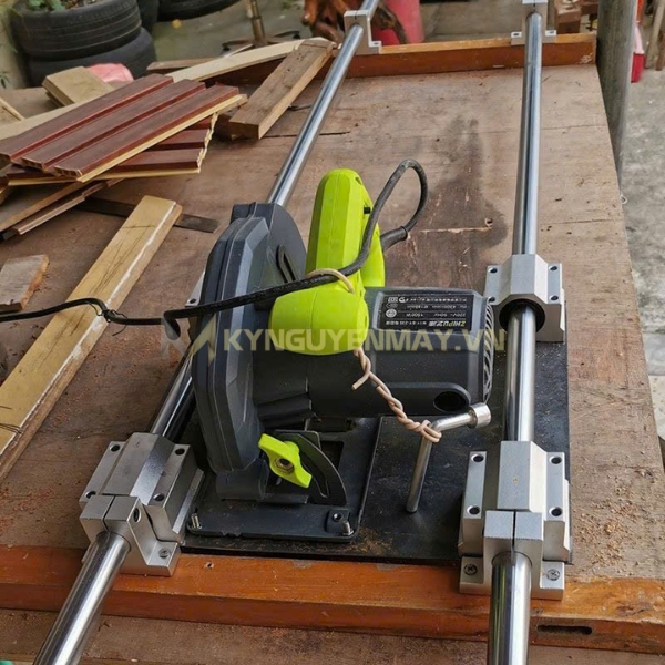 Ứng dụng con trượt tròn trên máy cắt gỗ