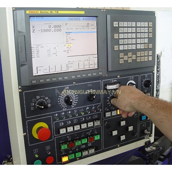 Sửa màn hình máy tiện CNC
