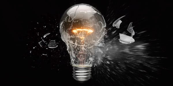 bong đèn bị nổ