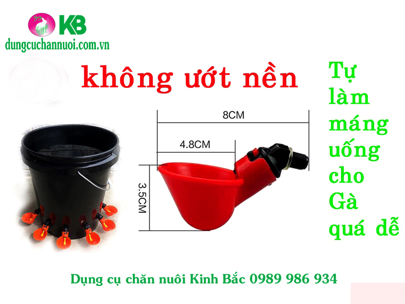 Cốc uống nước tự động cho gà