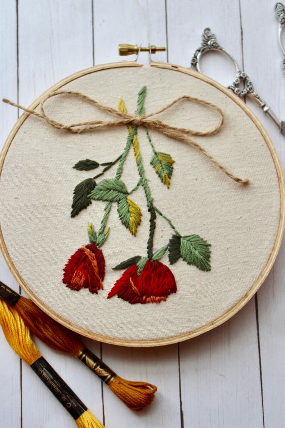 Cách phối màu và ứng dụng các mũi thêu để thêu bông hoa hồng