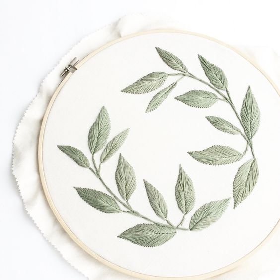 Nhặt nhạnh vài tông màu trung tính cho ngày cuối tuần