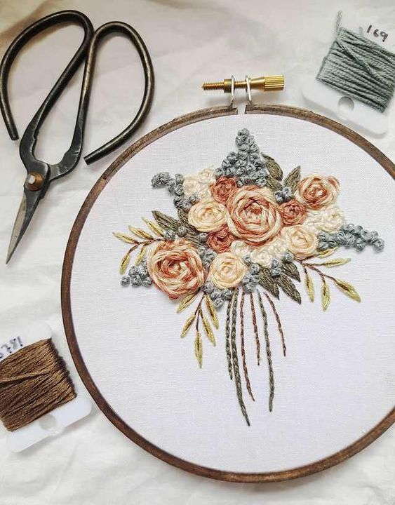 Nhặt nhạnh vài tông màu trung tính cho ngày cuối tuần