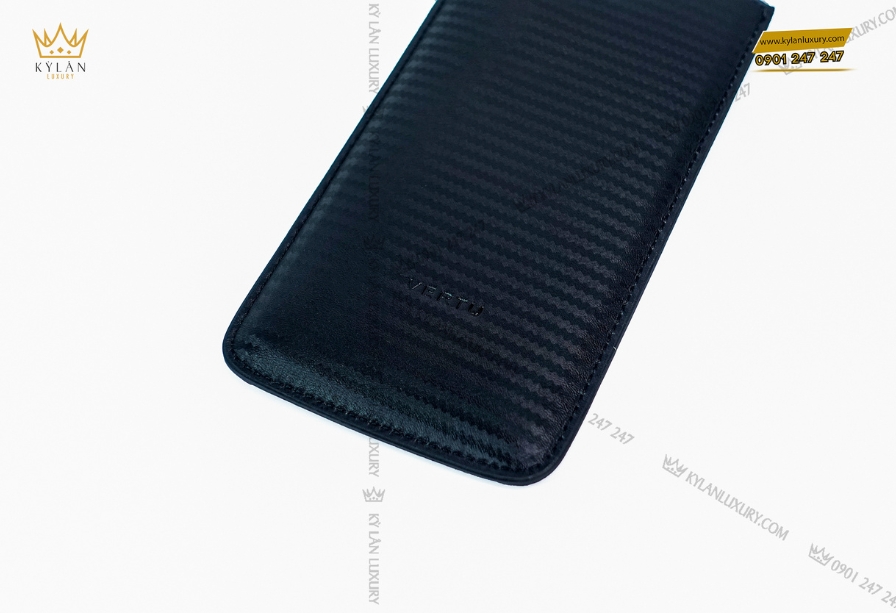 Bao da MetaVertu Black 5 Sử dụng càng lâu thì chất da càng trở nên mềm mịn và đẹp