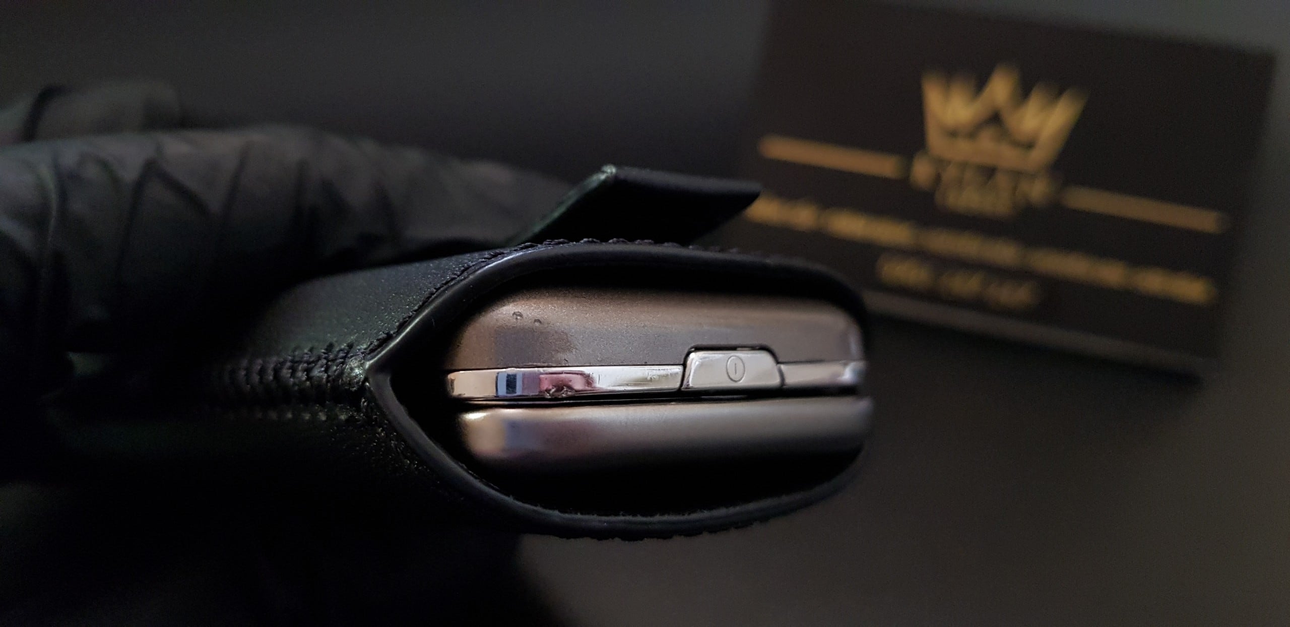 bao da rút Nokia 8800 màu đen - black 6 Kỳ Lân Luxury bao da rut nokia 8800 mau den 23 bao da rút Nokia 8800 màu đen - black