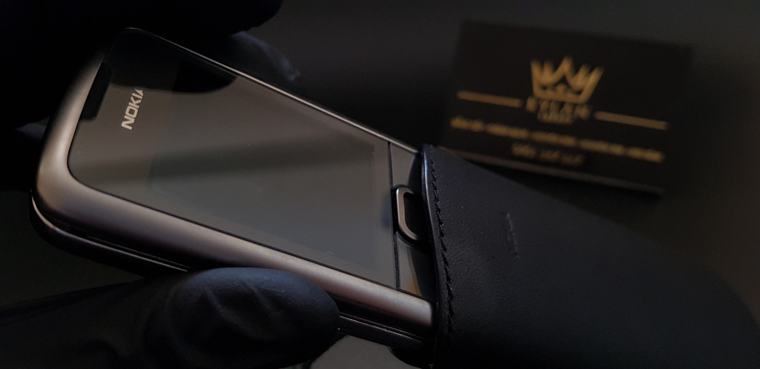 bao da rút Nokia 8800 màu đen - black 7 Kỳ Lân Luxury bao da rut nokia 8800 mau den 24 bao da rút Nokia 8800 màu đen - black