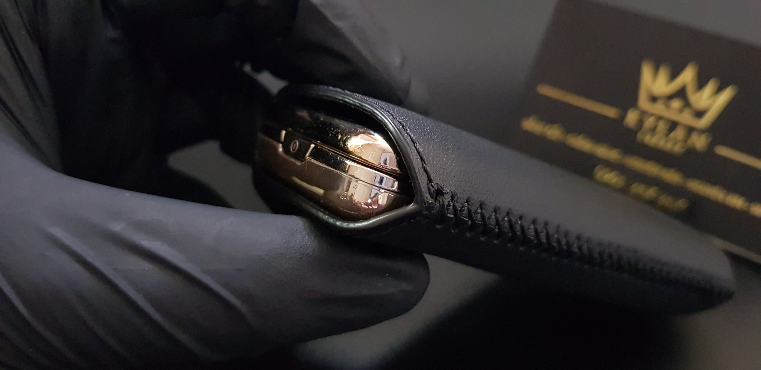 bao da rút Nokia 8800 màu đen - black 12 Kỳ Lân Luxury bao da rut nokia 8800 mau den 9 bao da rút Nokia 8800 màu đen - black