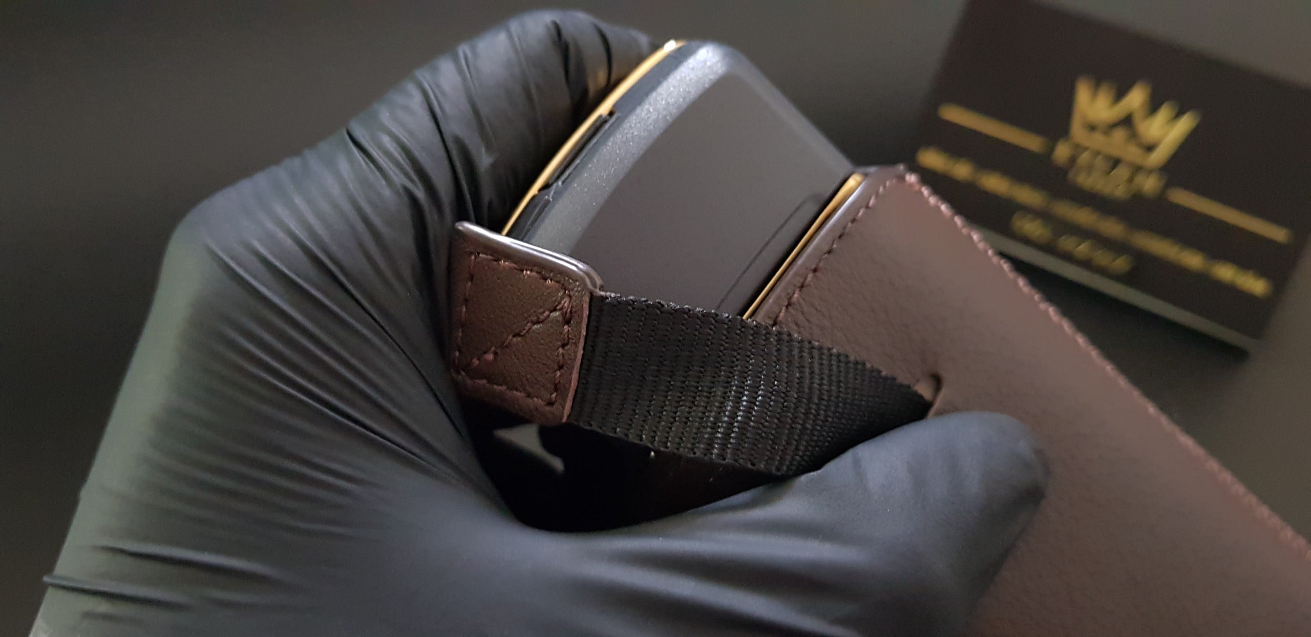 Bao da rút Nokia 8800 màu nâu - Brown 18 Kỳ Lân Luxury bao da rut nokia 8800 mau nau 13 Bao da rút Nokia 8800 màu nâu - Brown