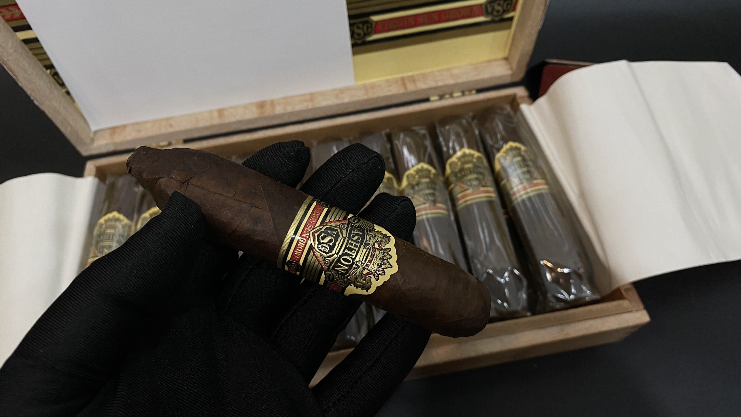 Cigar Ashton Virgin Sun Grown Enchantment 8 Kỳ Lân Luxury cigar ashton virgin sun grown enchantment 14 Cigar Ashton Virgin Sun Grown Enchantment