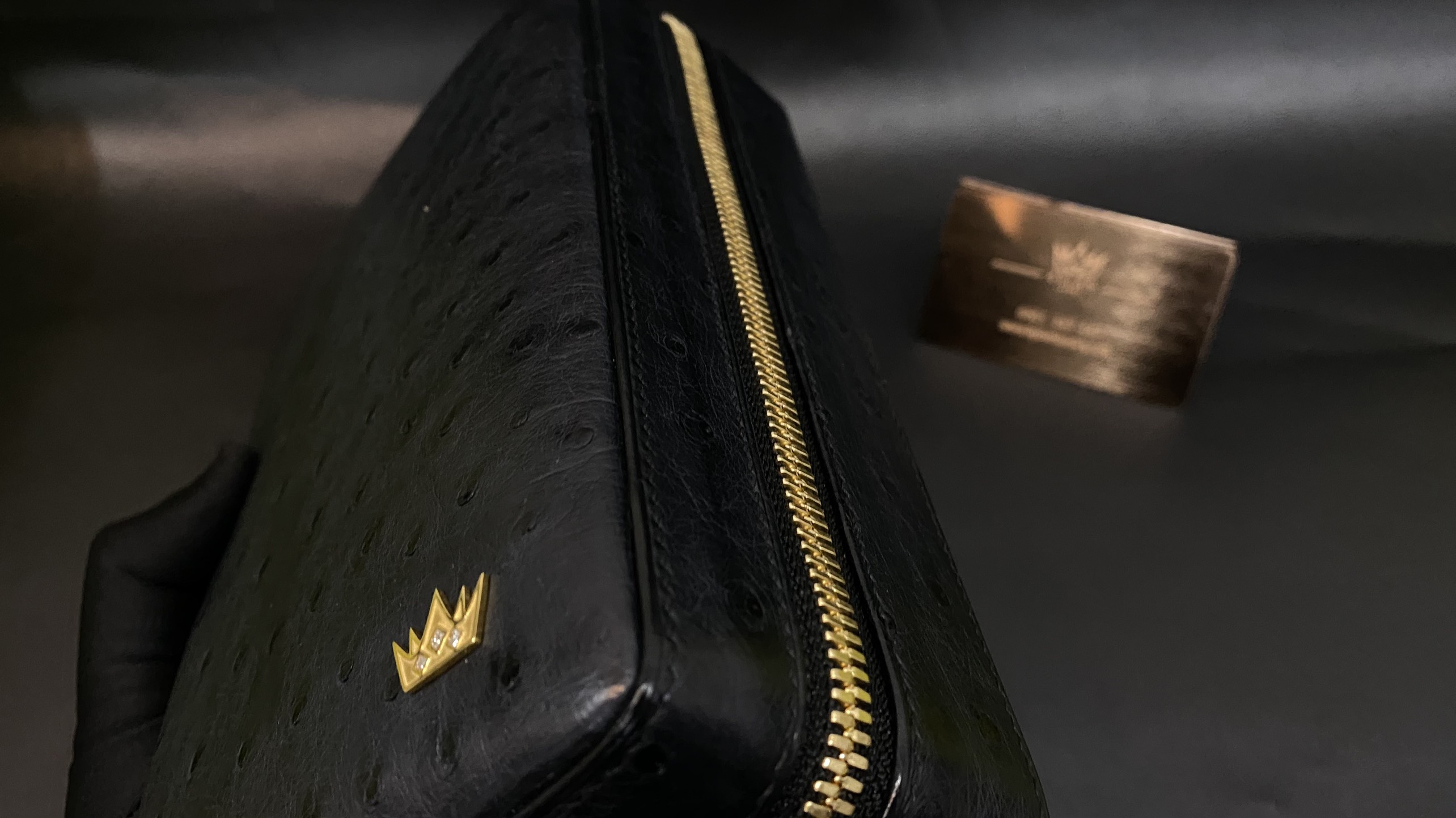 Hộp đựng xì gà da đà điểu 27 Kỳ Lân Luxury hop dung xi ga da da dieu 14 Hộp đựng xì gà da đà điểu