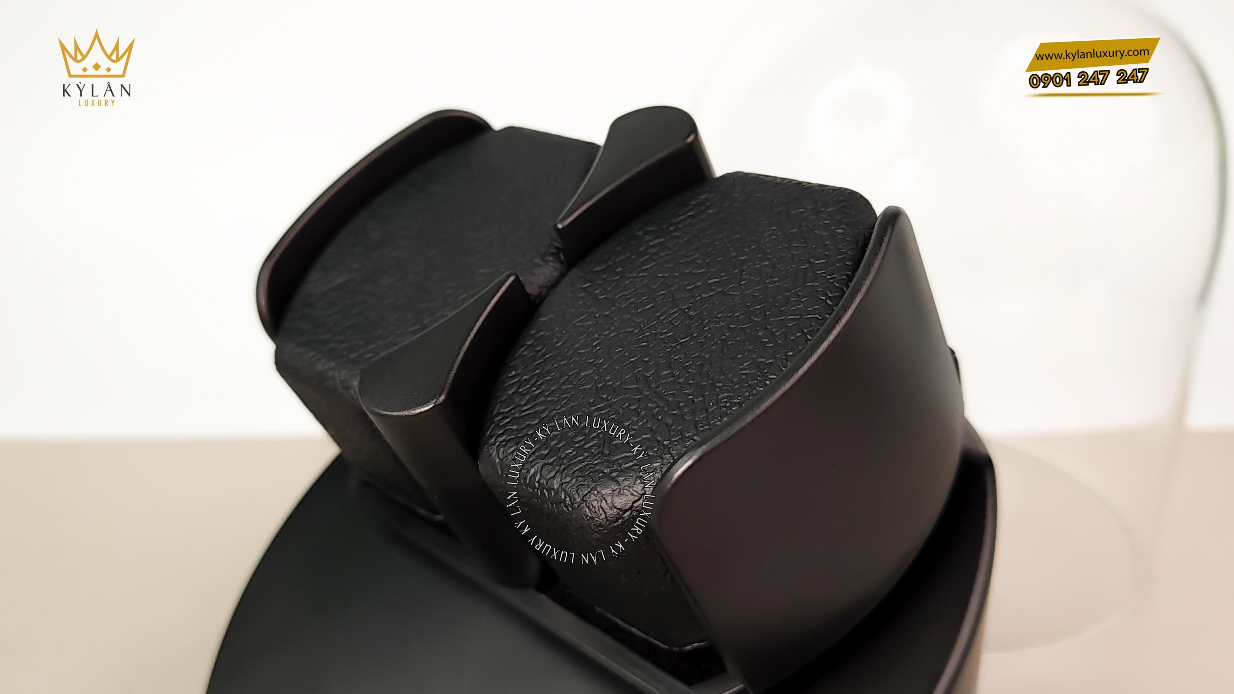 Hộp xoay đồng hồ 12 Kỳ Lân Luxury hop xoay dong ho 2 40127d20 b2d7 4000 b54b 2f717f9b8f0a Hộp xoay đồng hồ