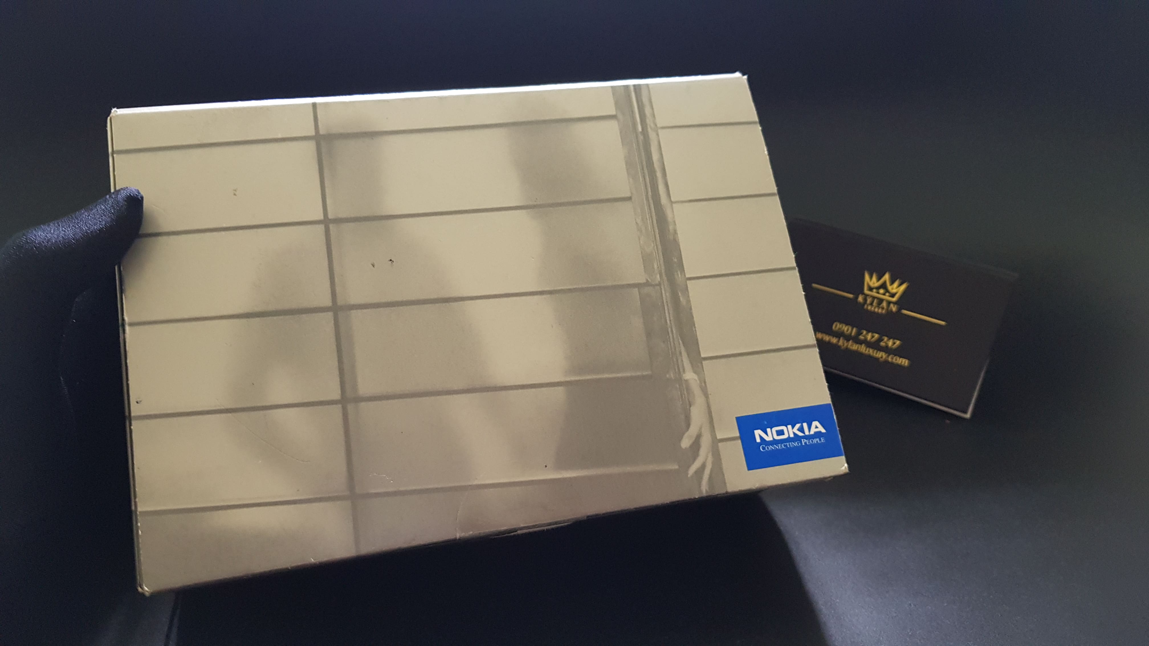 Nokia 8910i fullbox nguyên hộp sưu tầm như mới 32 Kỳ Lân Luxury nokia 8910i fullbox nguyen hop suu tam 1 Nokia 8910i fullbox nguyên hộp sưu tầm như mới