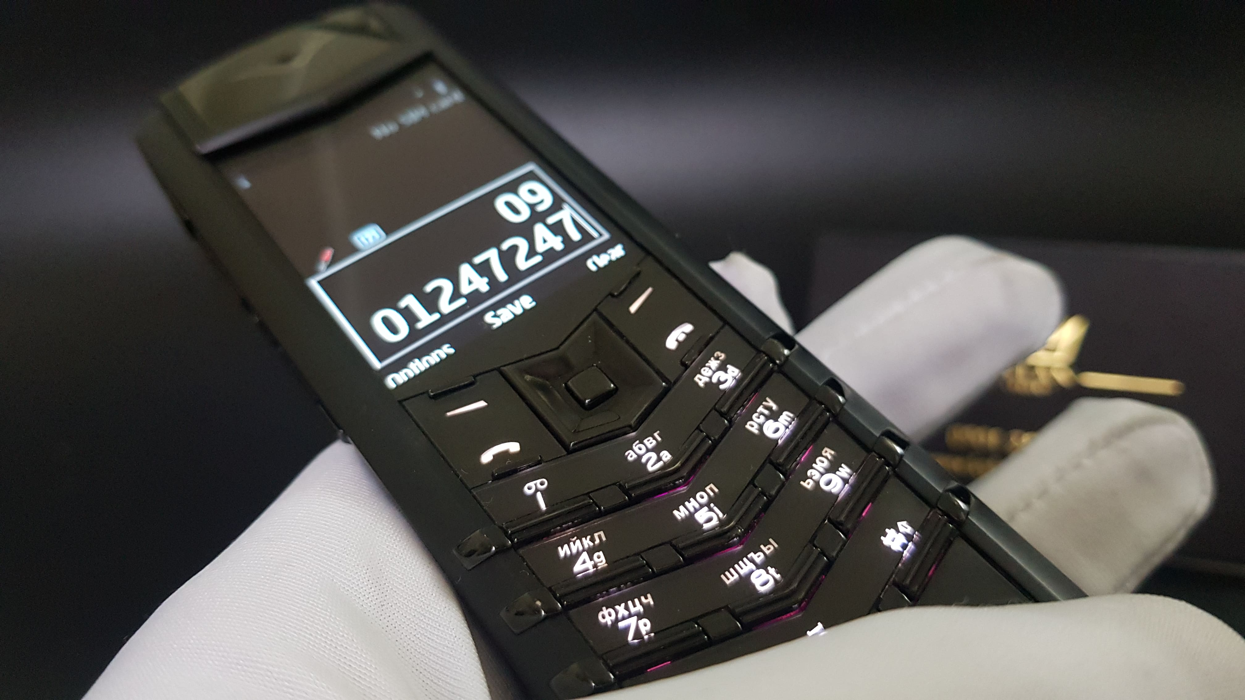 Vertu Signature S Black Pure fullbox nguyên hộp sách 9 Kỳ Lân Luxury vertu signature s black pure fullbox 48 Vertu Signature S Black Pure fullbox nguyên hộp sách